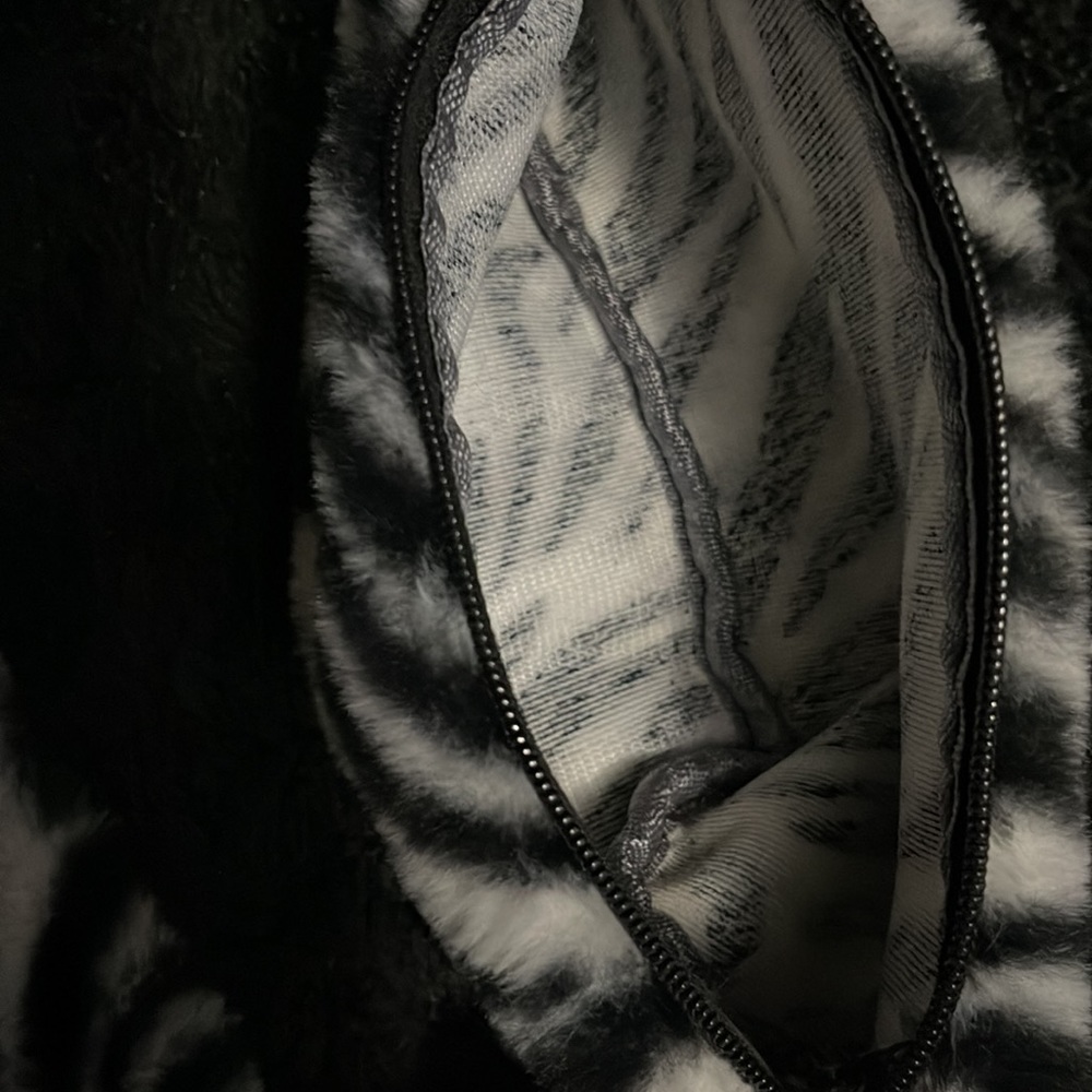 Mini Zebra Bag - Picture 3 of 3